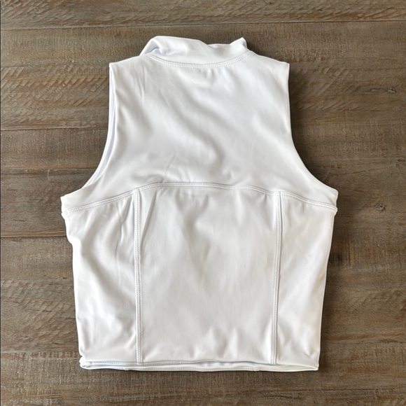 White Fitted Sleeveless Tank Top with Mandarin Collar - Picture 3 of 3